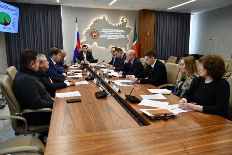 Заседание Общественного совета при Минземимуществе Республики Татарстан